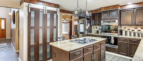 บ้านพัก (4 Bedrooms) | ภายใน