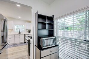 Interior - < 1 Mi to Dtwn San Antonio: Pet-friendly Home (San Antonio)