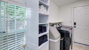 Interior - < 1 Mi to Dtwn San Antonio: Pet-friendly Home (San Antonio)
