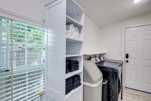 Interior - < 1 Mi to Dtwn San Antonio: Pet-friendly Home (San Antonio)