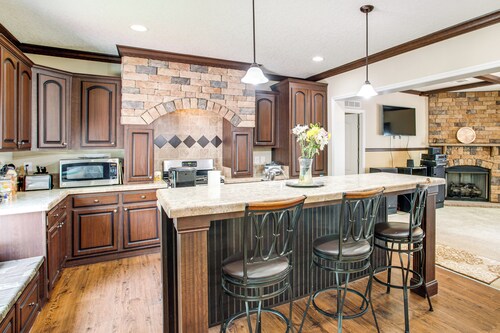 4 Mi to Weston Lake: Eastover Gem w/ Grill