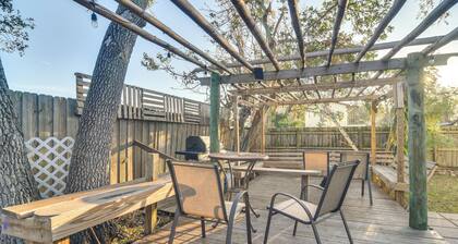 5 Mi to Beaches: Seminole Retreat w/ Balcony