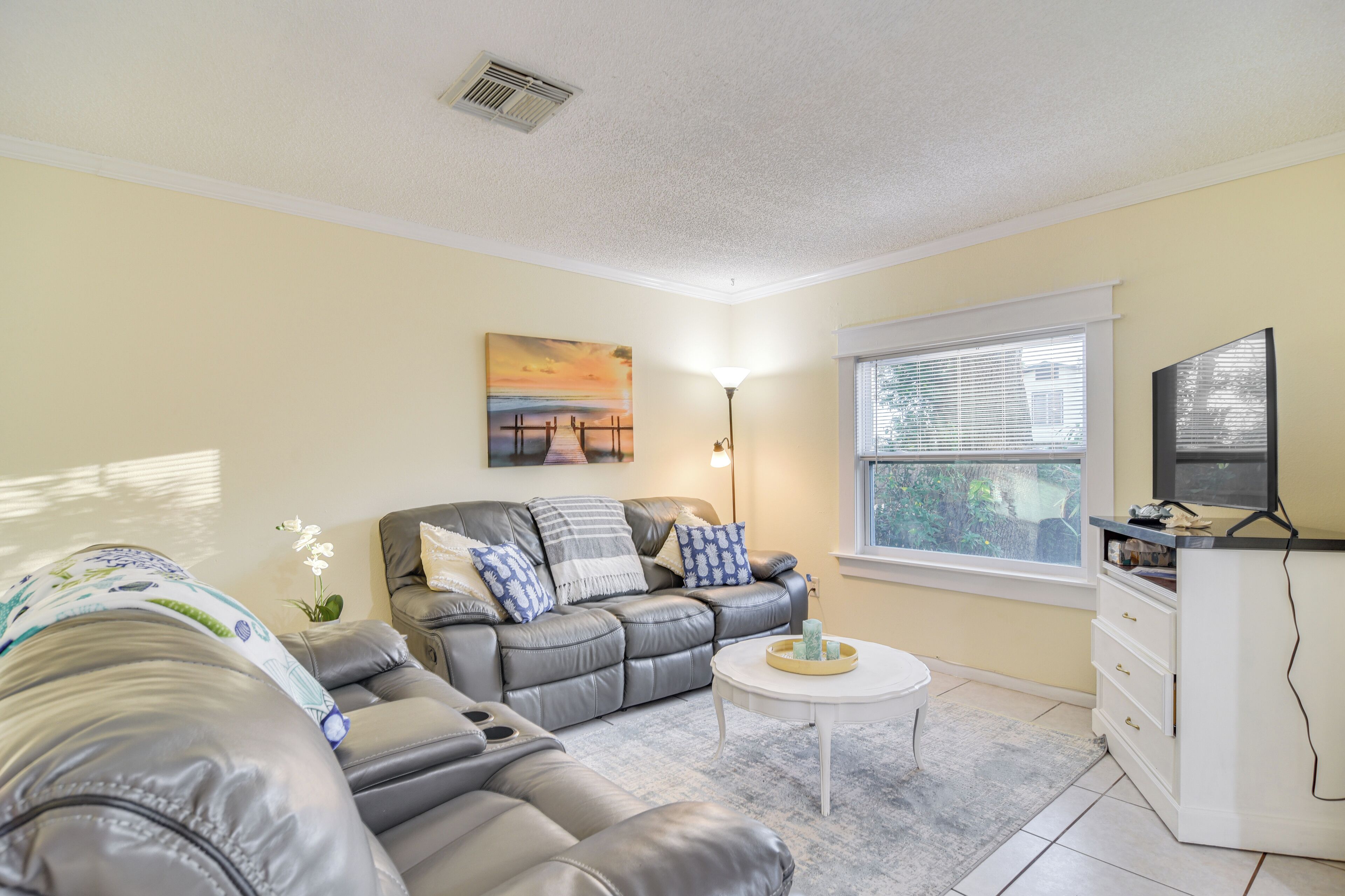 公寓 (2 Bedrooms) | 住宿正面