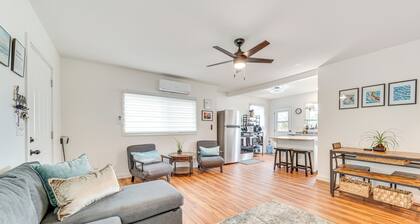 Walk to Heart of Hilo: Completely Renovated Home!