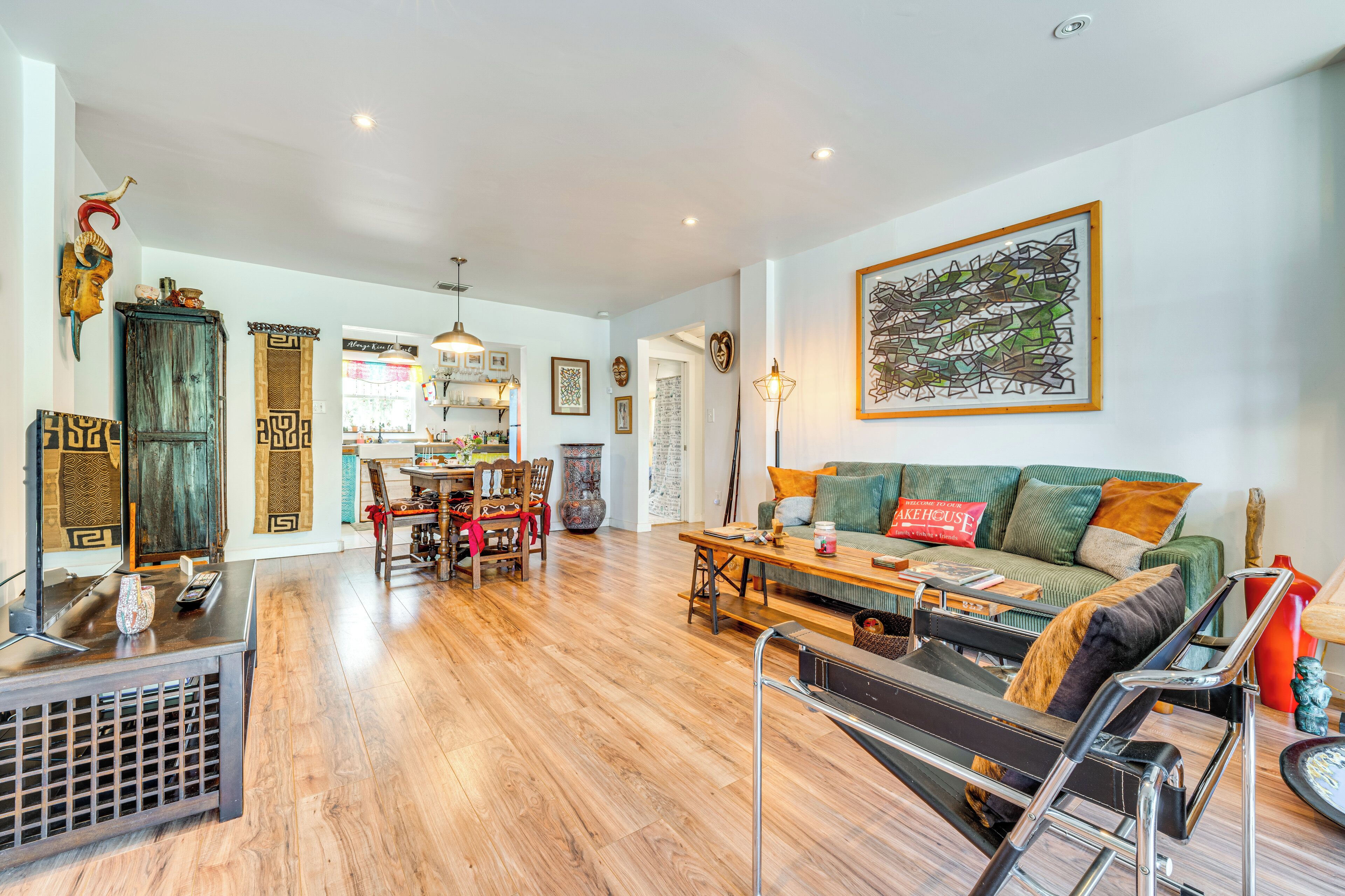 House (3 Bedrooms) | Interior