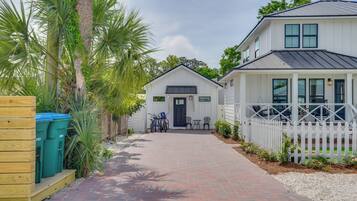 Apartment (0 Bedroom) | Interior