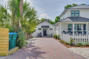 Apartment (0 Bedroom) | Interior - Walk to Laguna Beach: Modern Studio in Pcb! (Panama City Beach)