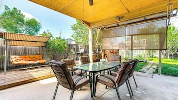 Rumah (2 Bedrooms) | Bagian depan properti