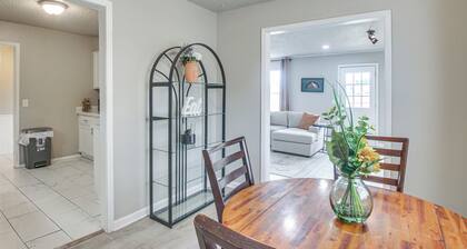2 Mi to Lake Hefner: Modern Townhome!