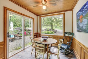 Interior - 10 Mi to Mtn Resort: Normalville Cabin w/ Balcony! (Normalville)