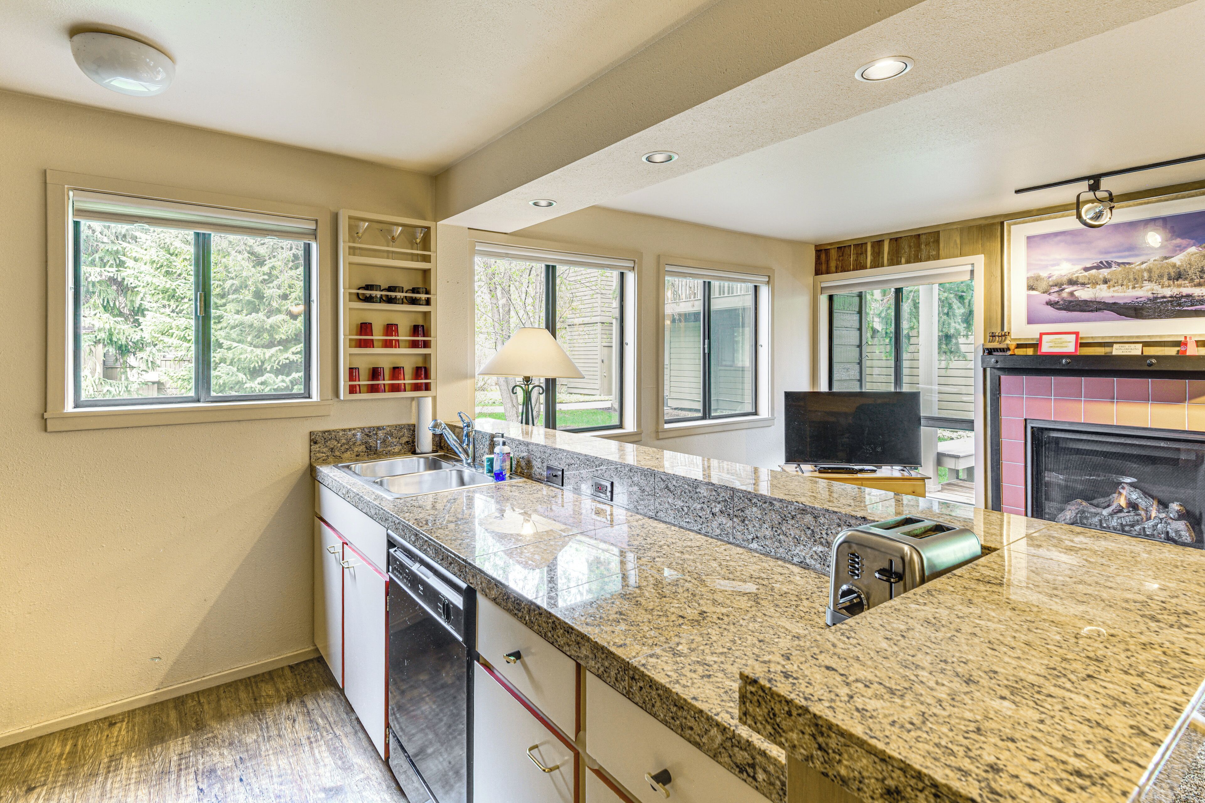 Apartment (1 Bedroom) | Interior