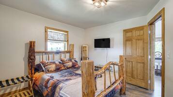 House (1 Bedroom) | Interior