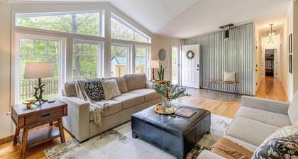 Walk to River: Loudonville Retreat w/ Hot Tub!
