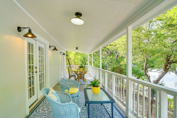 House (2 Bedrooms) | Front of property - 5 Mi to Historic Granbury Square: Lakefront Escape (Granbury)