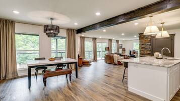 Rumah (5 Bedrooms) | Interior