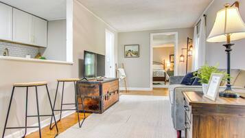 House (1 Bedroom) | Interior