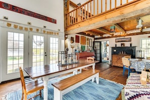 House (6 Bedrooms) | Interior - True North Farm House - Historic Family Home (Irasburg)