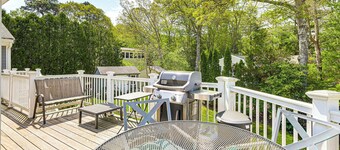 4 Mi to Beach: Cape Cod Retreat in Mashpee!