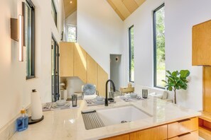 Casa (2 Bedrooms) | Interior
