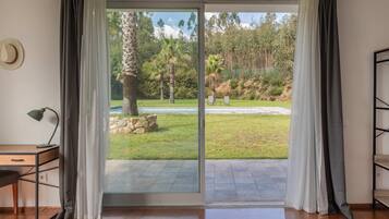 Villa | 4 bedrooms, Internet