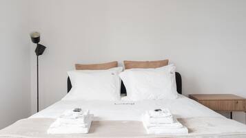 Villa | 4 bedrooms, Internet