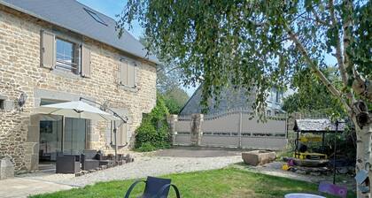 AU MONT & MERVEILLES - Bed and breakfast in the heart of the Mont St Michel bay