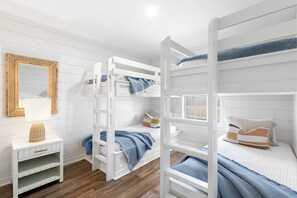 4 dormitorios, tabla de planchar con plancha, wifi gratis y ropa de cama