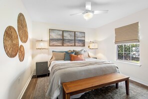 4 bedrooms, iron/ironing board, free WiFi, bed sheets