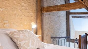 6 chambres, fer et planche Ă repasser, Wi-Fi, draps fournis