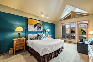 4 bedrooms, internet, bed sheets