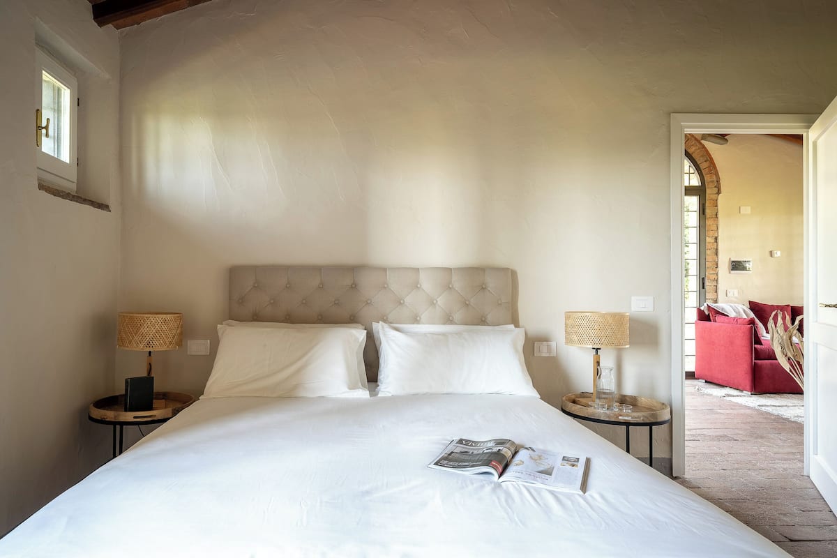 Deluxe Apartment | 2 bedrooms, free WiFi, bed sheets
