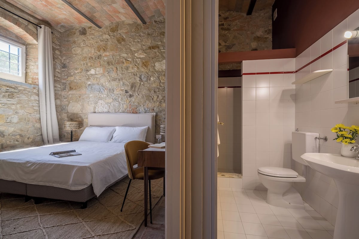 Design Apartment | 2 bedrooms, free WiFi, bed sheets