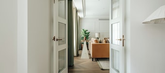 Claridge House by SLO