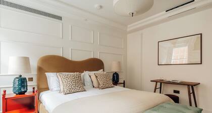 Claridge House by SLO