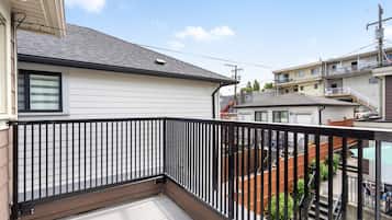 House, Smoking | 4 bedrooms