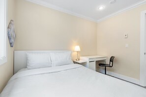 House | 4 bedrooms - Upscale 4BR Vancouver Home (Vancouver)