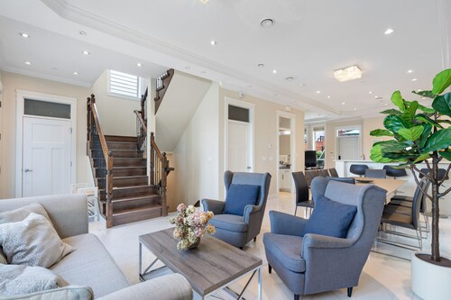 Upscale 4BR Vancouver Home