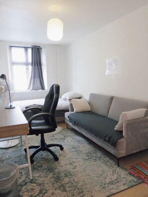 Living area - Close to Norreport st and walking street. 305 (København)