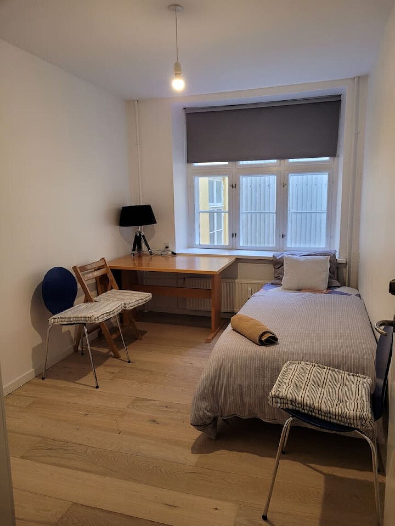 1 多间卧室、办公桌、熨斗/熨衣板、WiFi