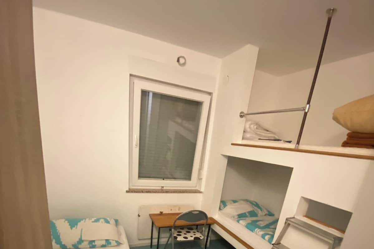 Economy-Dreibettzimmer