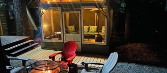 Family Retreat at Kentucky Lake • Float On Inn • Pets Welcome