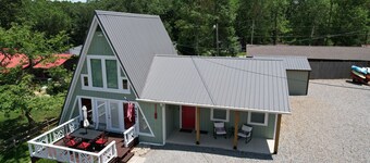Family Retreat at Kentucky Lake • Boat Parking • Pets Welcome