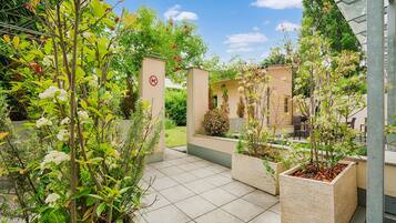 Apartment | Garden