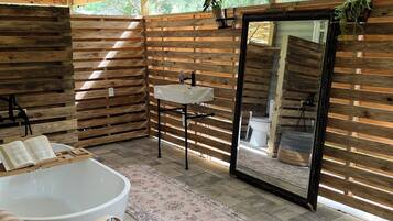 Towels, soap, toilet paper