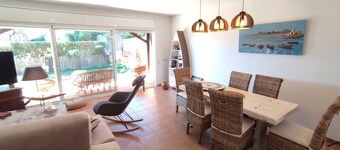 Perfect House in Palamós: Spacious and Bright by the Sea 🌿🏖️