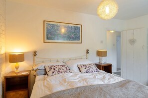 3 dormitorios, wifi gratis, ropa de cama