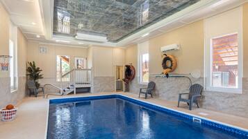 Kabin, beberapa kamar | Kolam renang | Kolam renang indoor