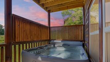 Cabin, Multiple Bedrooms | Outdoor spa tub