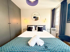 2 bedrooms, iron/ironing board, free WiFi, bed sheets