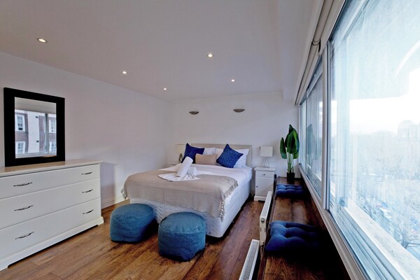Imperial Queensway Apartment - London Paddington Station
